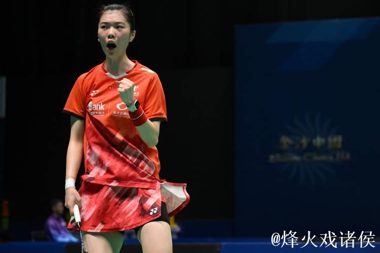 高昉洁羽毛球世锦赛首胜!顺利晋级女单32强 高昉洁羽毛球世锦赛首胜!顺利晋级女单32强