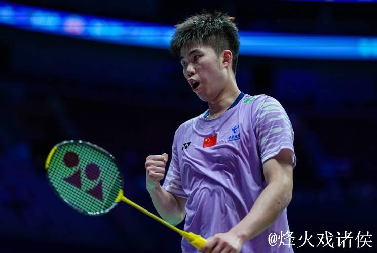 中国羽毛球大师赛：翁泓阳力克小波波夫挺进决赛