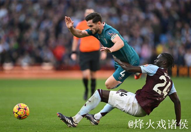 英超-帕尔默建功恩佐远射破门 切尔西2-2伯恩茅斯握手言和